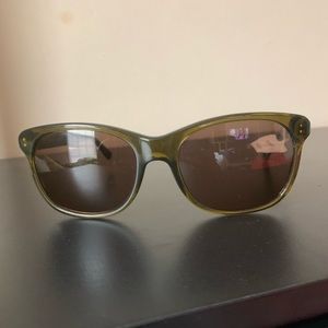 BURBERRY SUNGLASSES